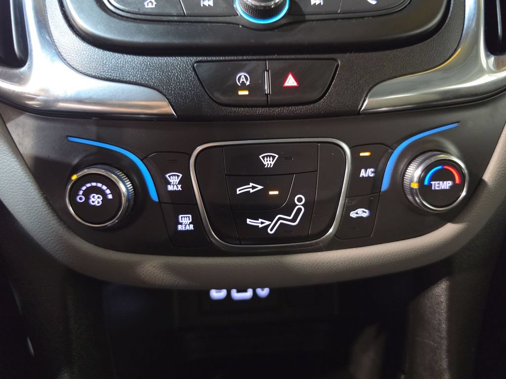 Used 2023 Chevrolet Equinox LS AWD/4WD image 16