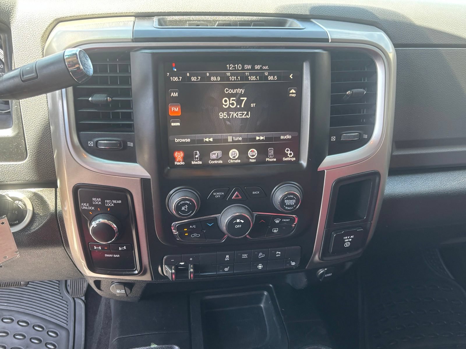 Used 2015 RAM 2500 Power Wagon w/ Comfort Group AWD/4WD image 17