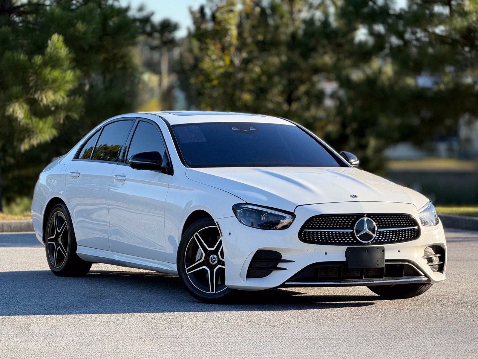 Used 2022 Mercedes-Benz E 350 Sedan image 13