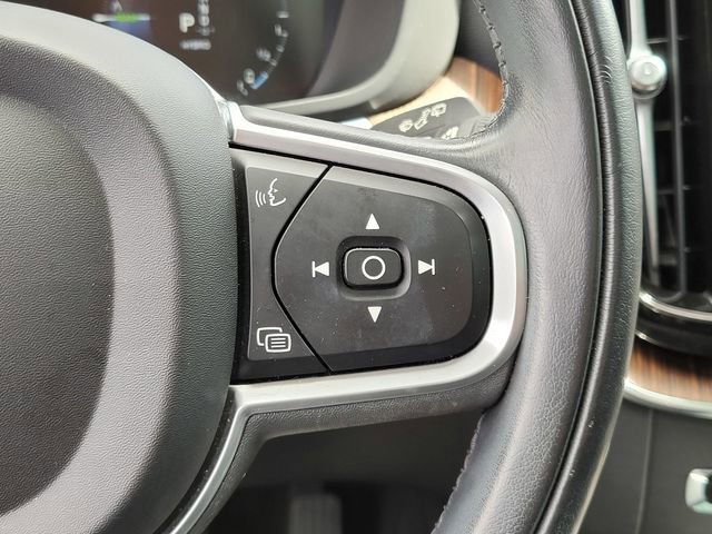 Used 2021 Volvo XC60 T8 Inscription Expression w/ Advanced Package image 22