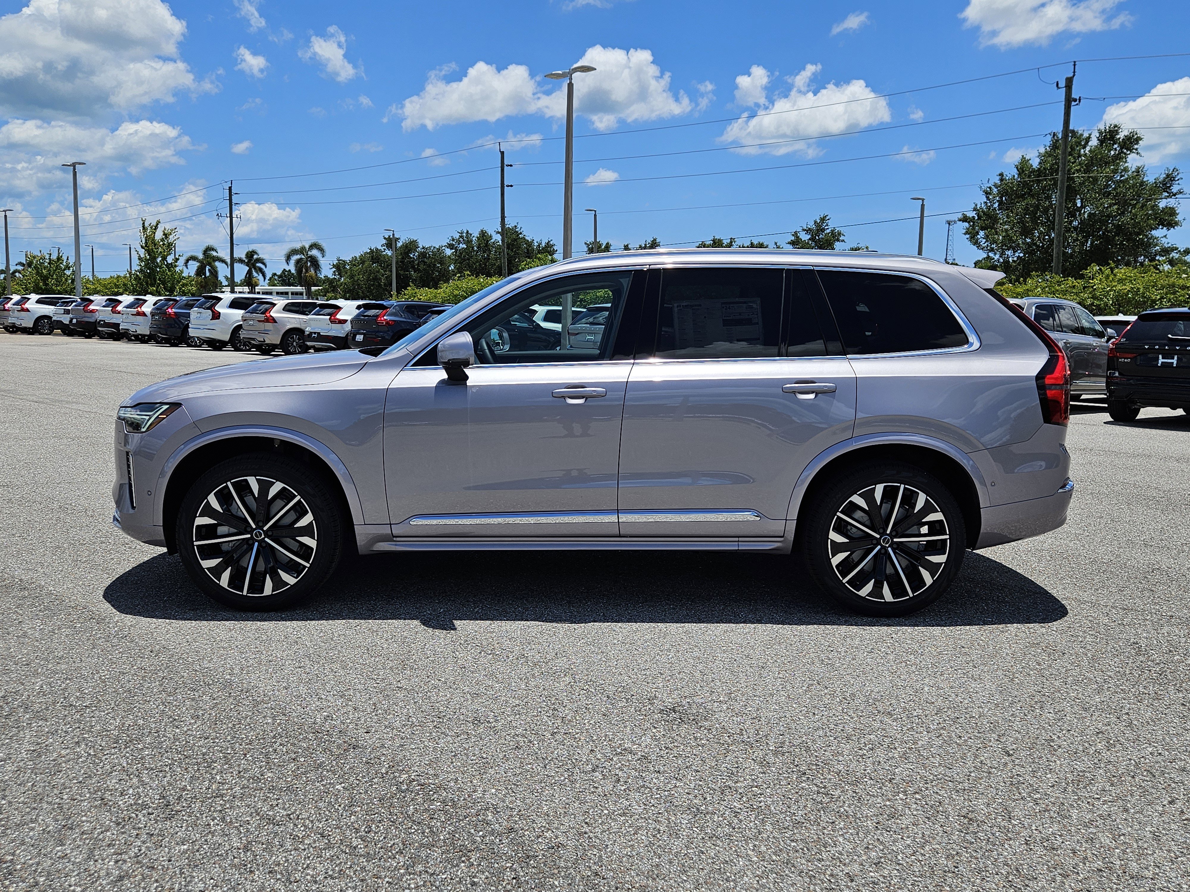 New 2026 Volvo XC90 B5 Plus image 4