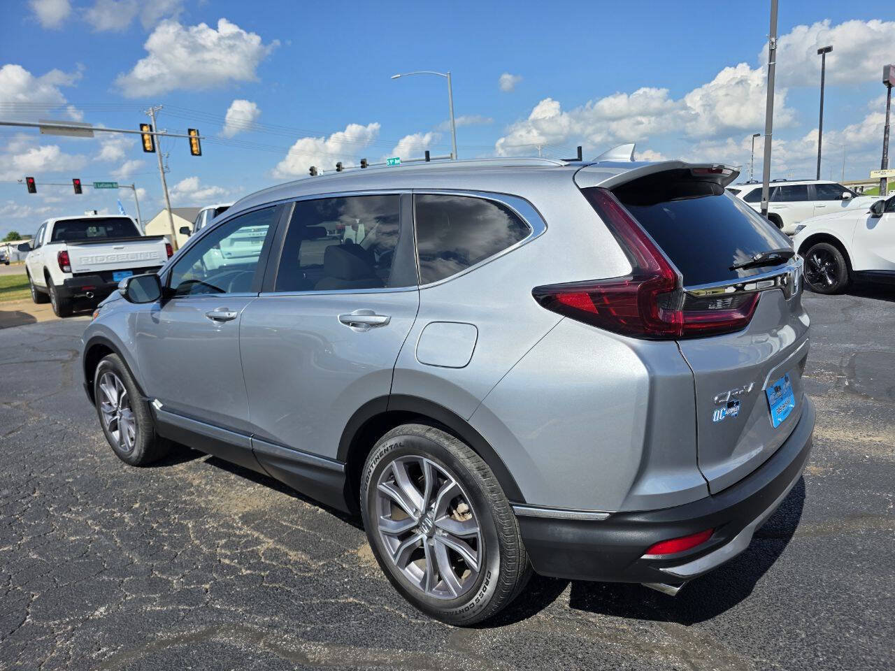 Used 2020 Honda CR-V Touring image 5