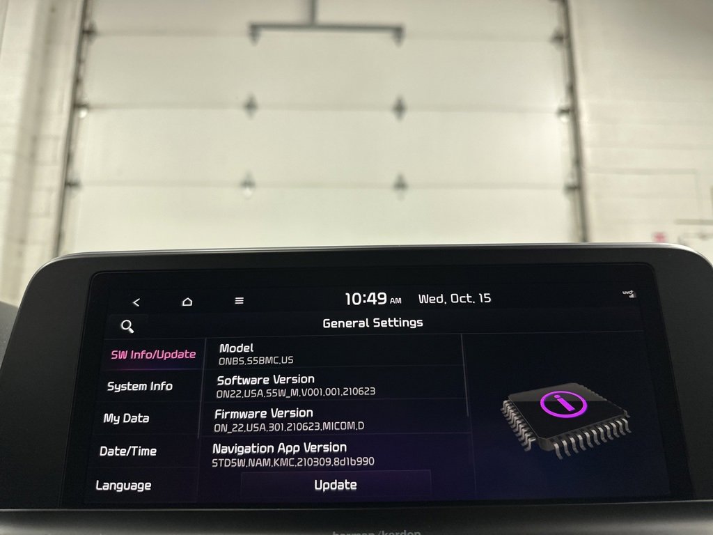 Used 2022 Kia Telluride SX w/ SX Prestige Package image 29