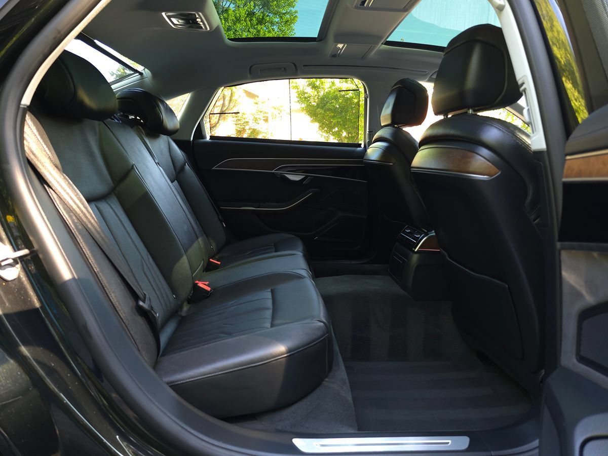 Used 2023 Audi A8 L 3.0T w/ Executive Package AWD/4WD image 17