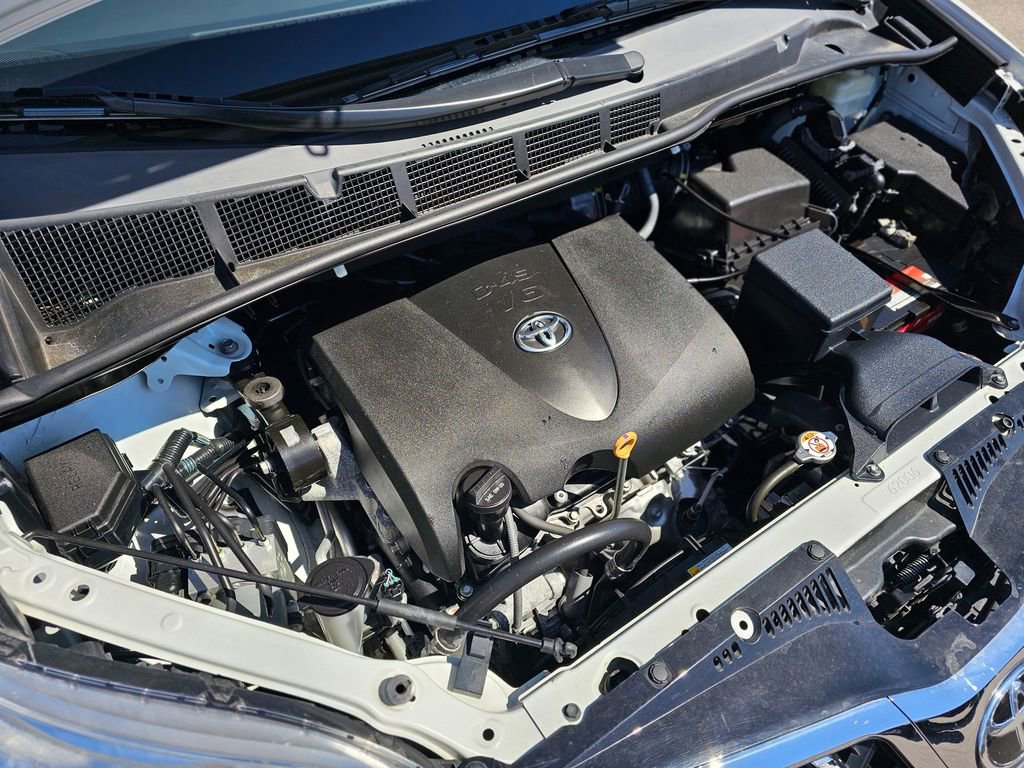 Used 2019 Toyota Sienna XLE w/ XLE Navigation Package image 63