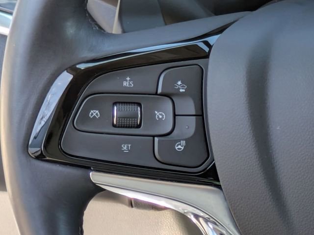 Certified 2023 Buick Enclave Essence FWD image 18