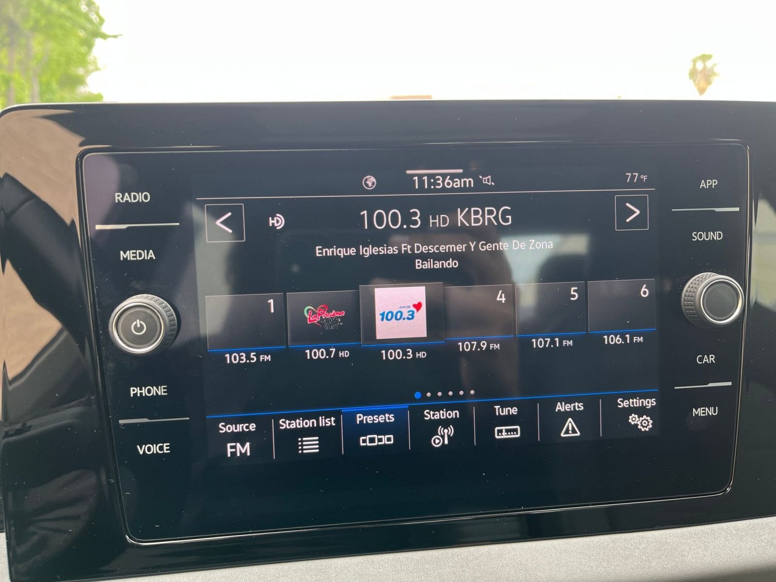 Used 2025 Volkswagen Jetta SE image 20