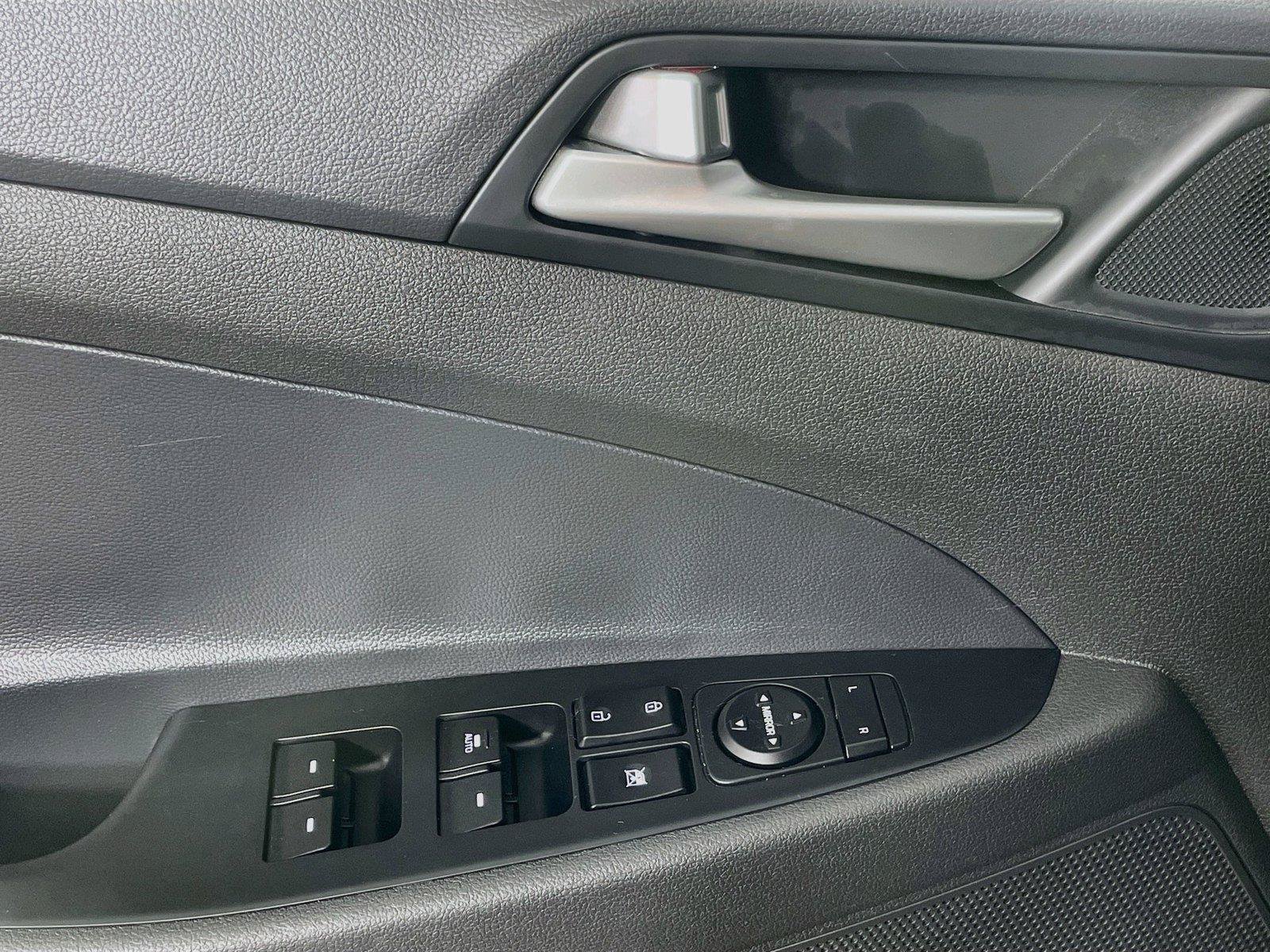 Used 2020 Hyundai Tucson SEL FWD image 19