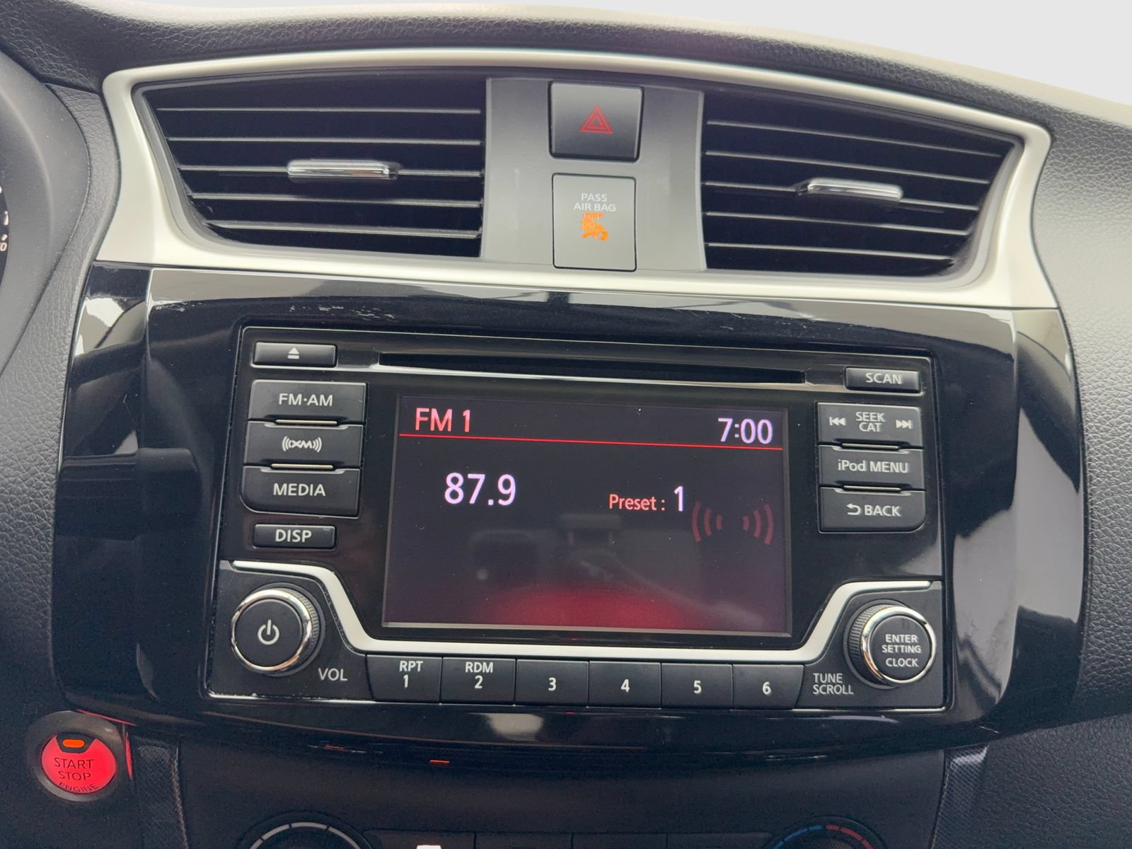 Used 2017 Nissan Sentra SR FWD image 25