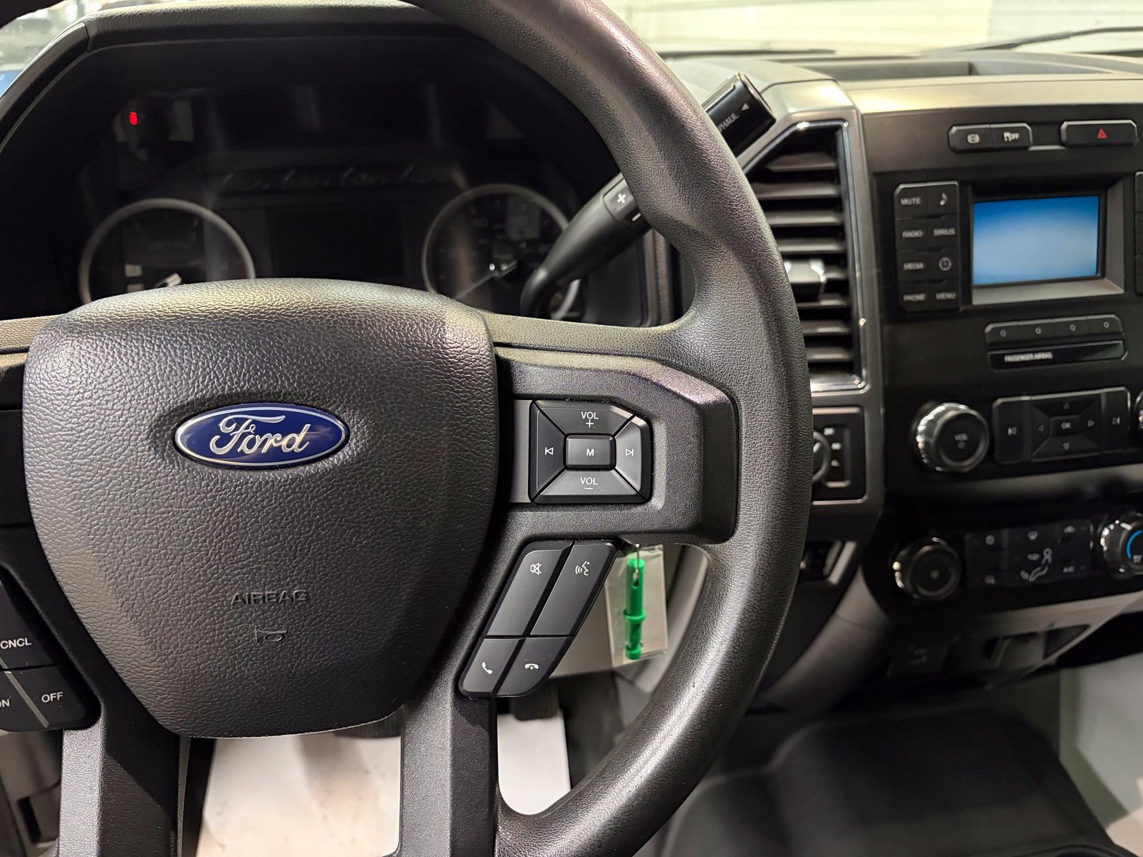 Used 2019 Ford F350 XLT AWD/4WD image 13