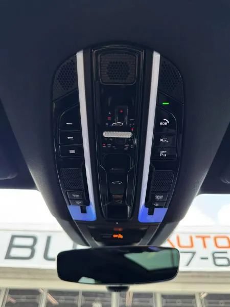 Used 2019 Porsche Cayenne AWD/4WD image 44
