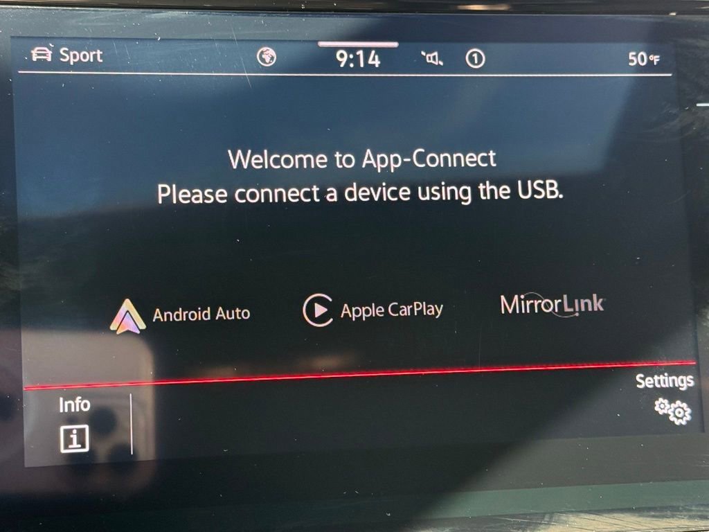 Used 2021 Volkswagen GTI SE image 11