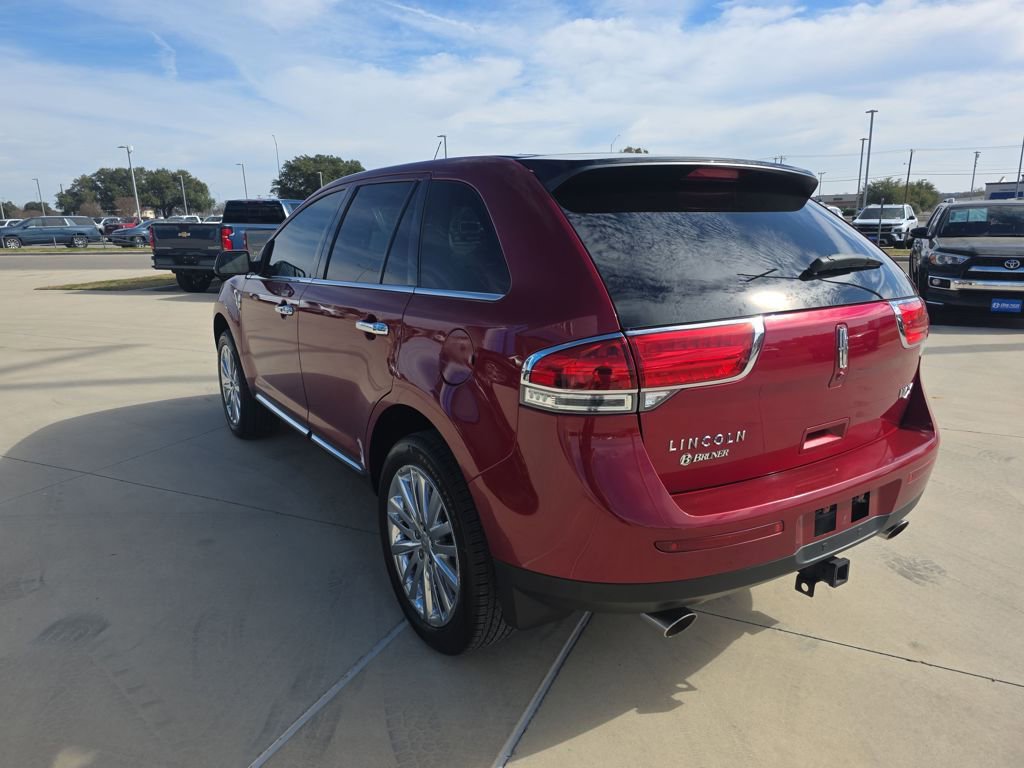 Used 2015 Lincoln MKX FWD w/ Equipment Group 102A image 16