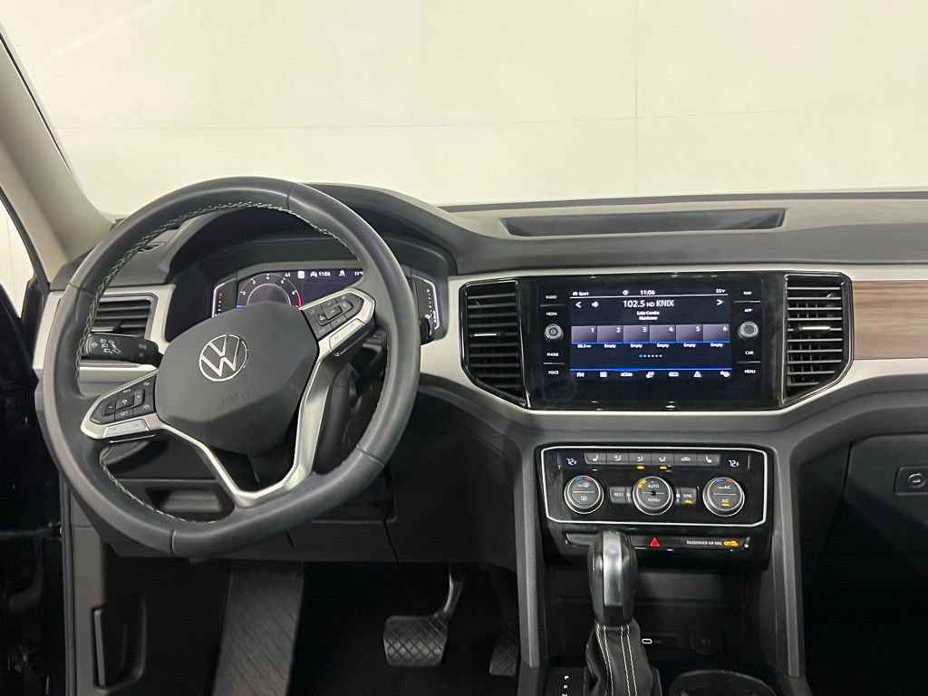 Used 2023 Volkswagen Atlas SEL image 15