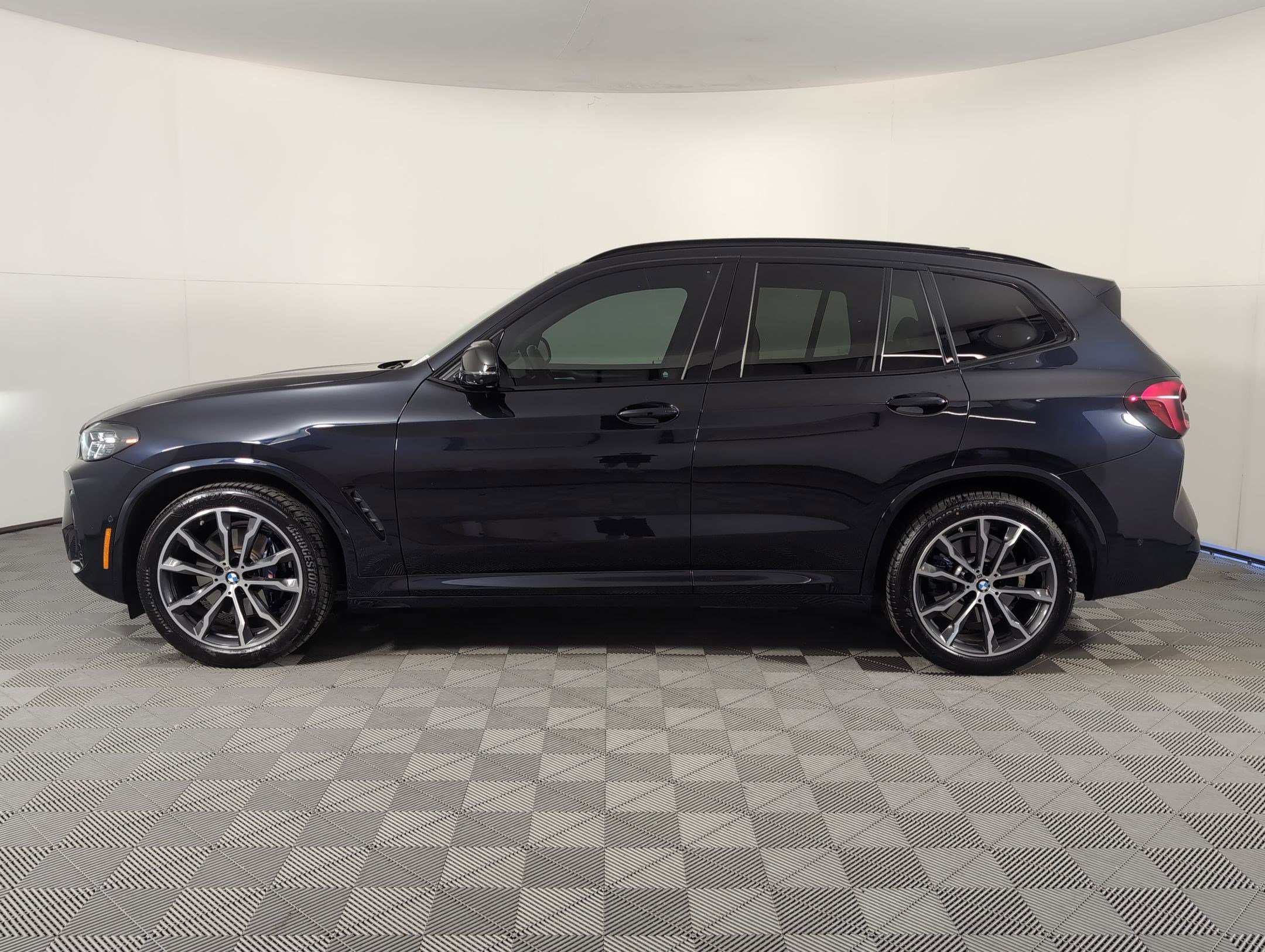 Certified 2024 BMW X3 M40i w/ Premium Package video 2