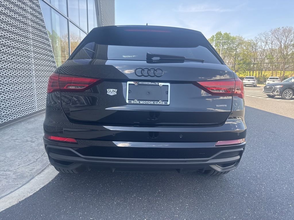 Certified 2025 Audi Q3 2.0T Premium w/ Convenience Package AWD/4WD image 14