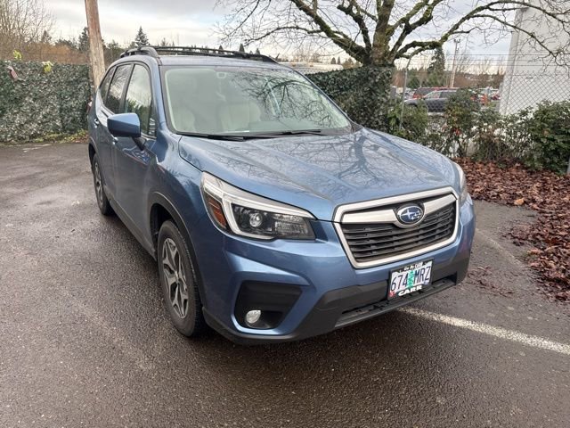 Used 2021 Subaru Forester Premium image 1