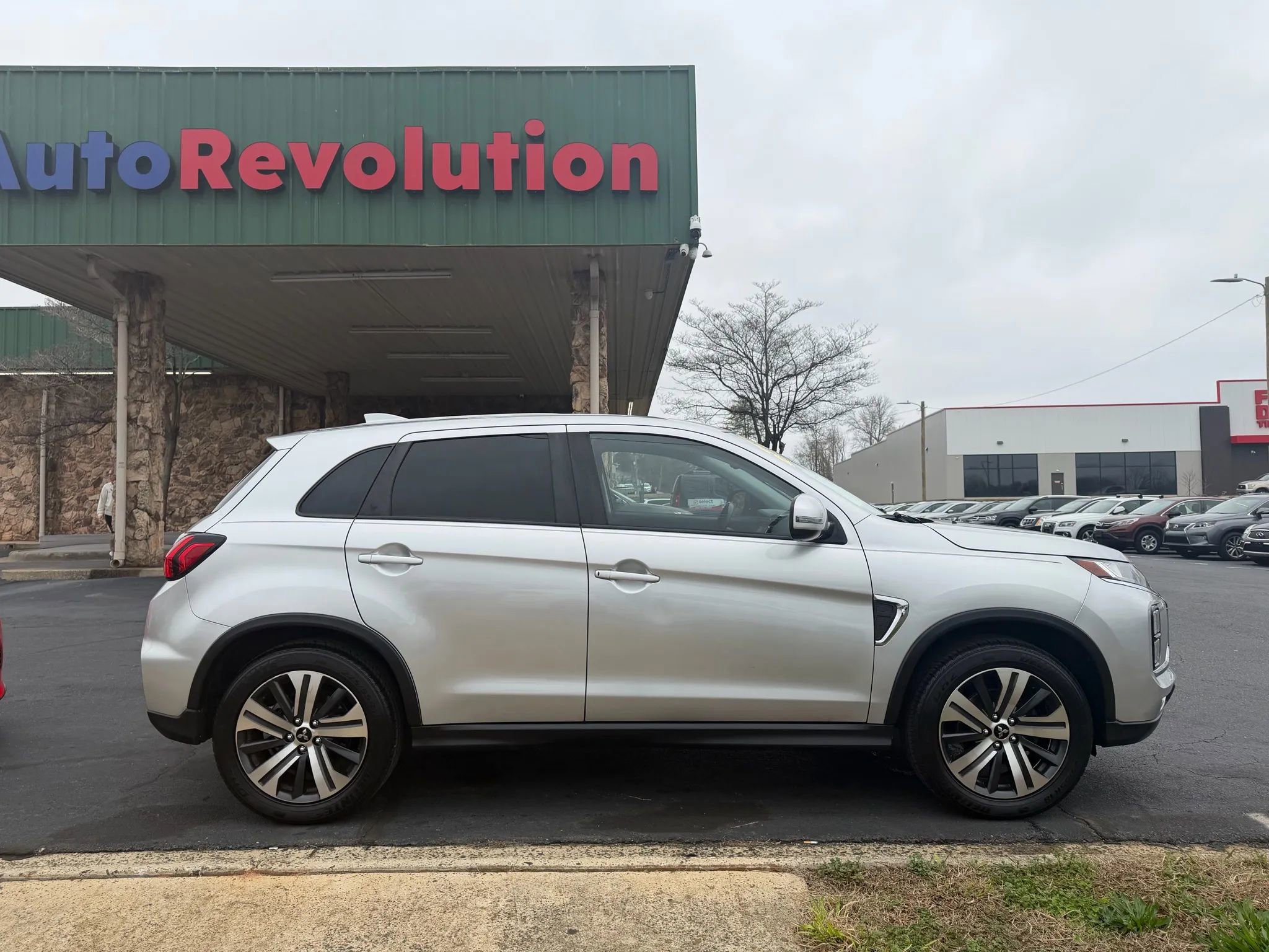 Used 2020 Mitsubishi Outlander Sport SE image 8