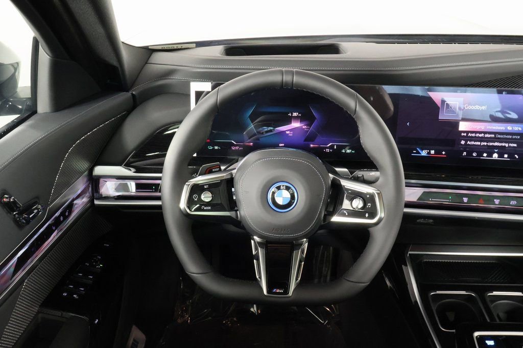 New 2026 BMW i7 eDrive50 w/ M Sport Package image 3