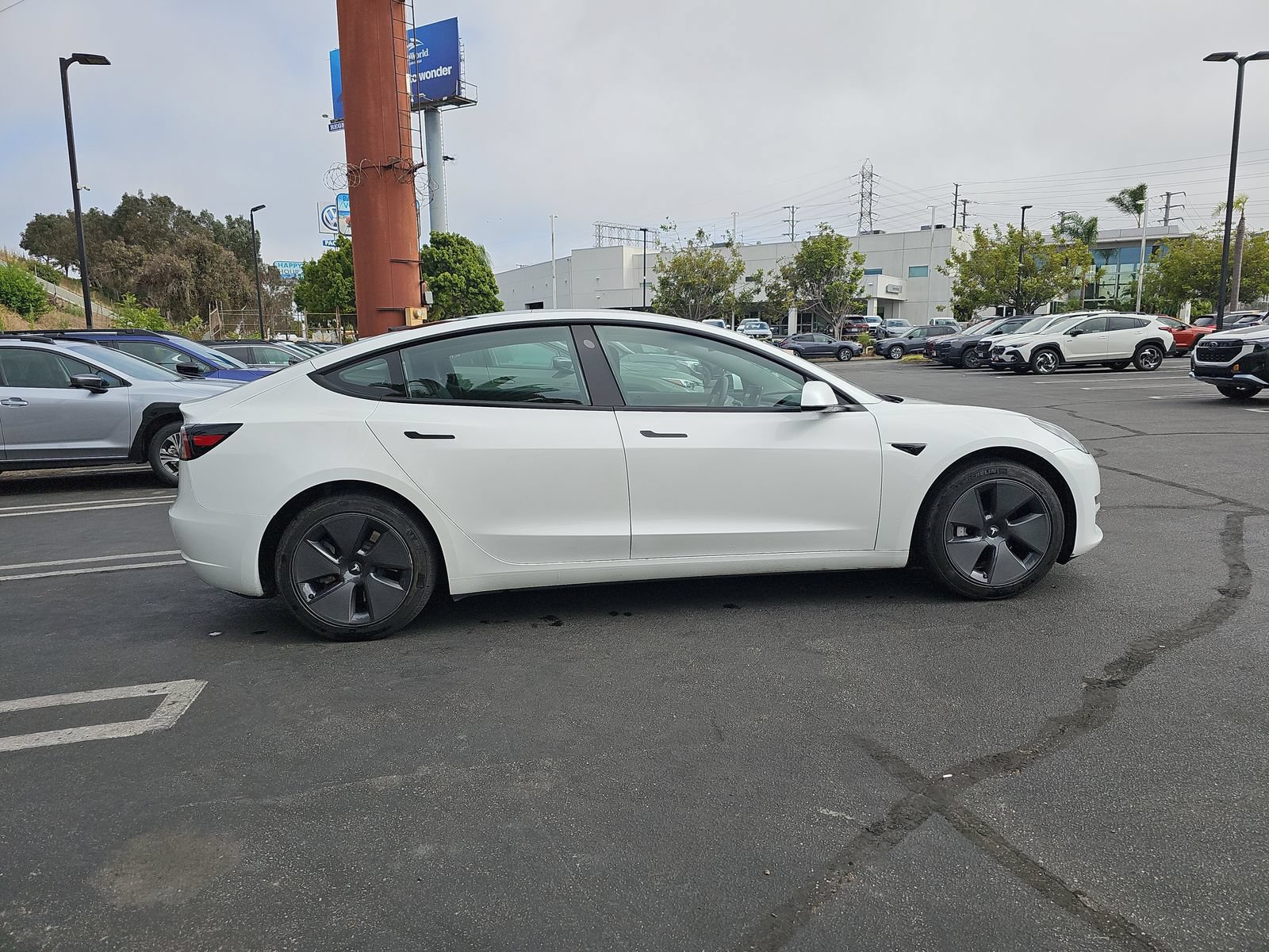Used 2023 Tesla Model 3 Standard Range RWD image 8