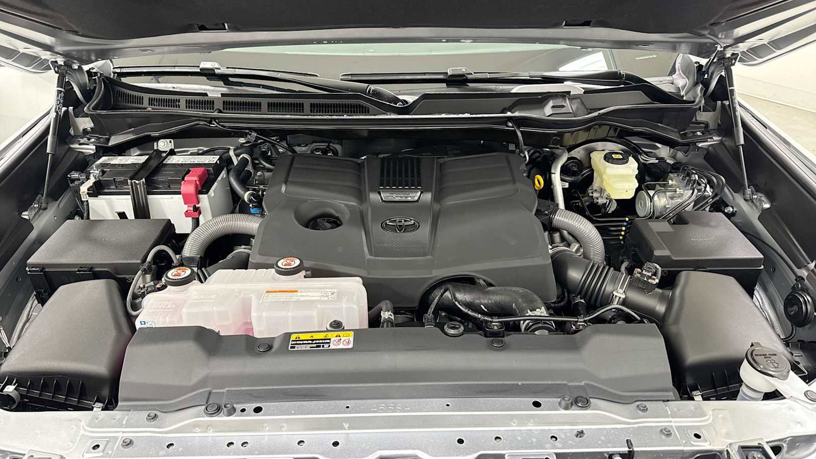 New 2025 Toyota Tundra SR5 image 30