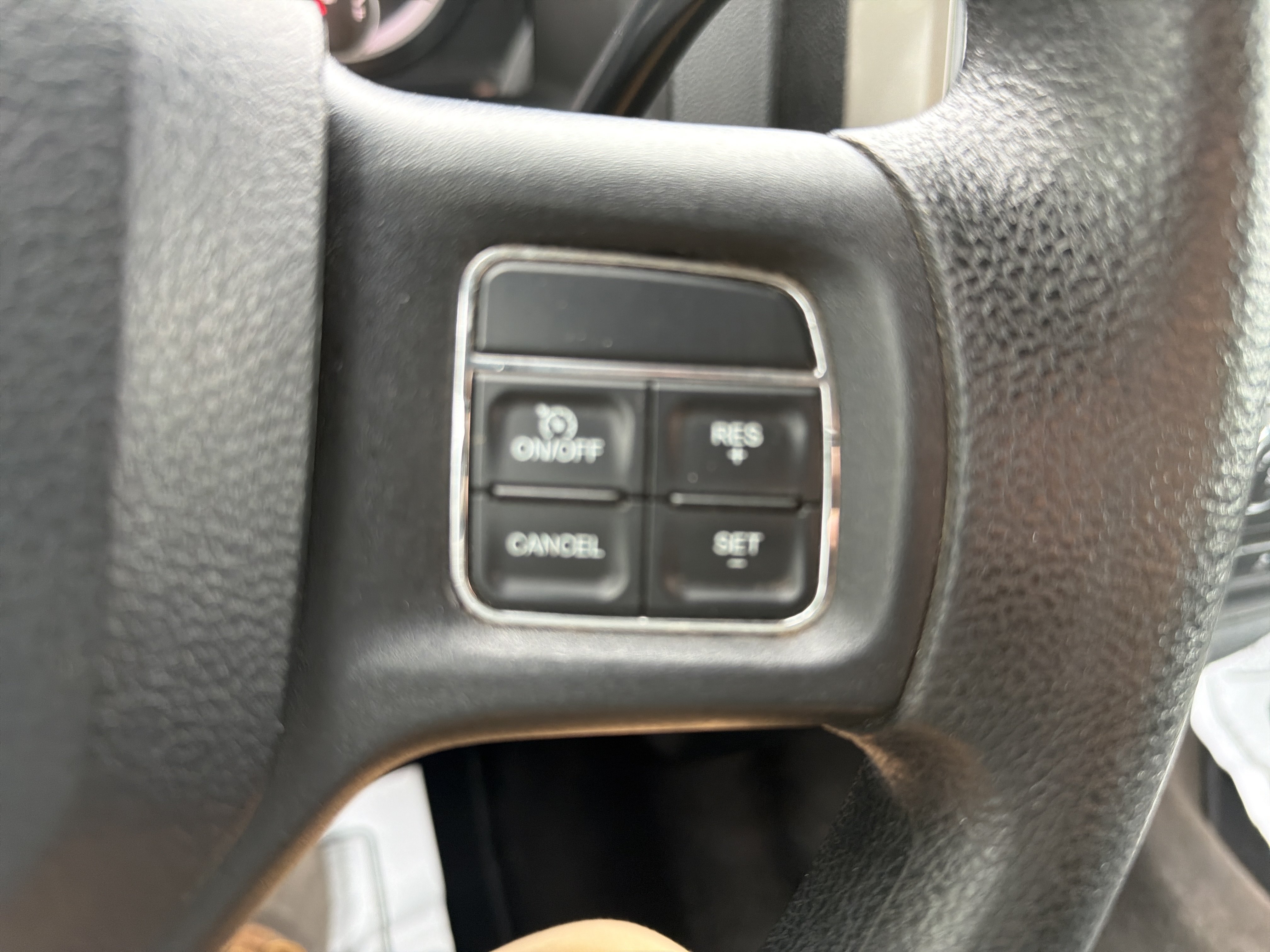 Used 2015 RAM 2500 SLT AWD/4WD image 12