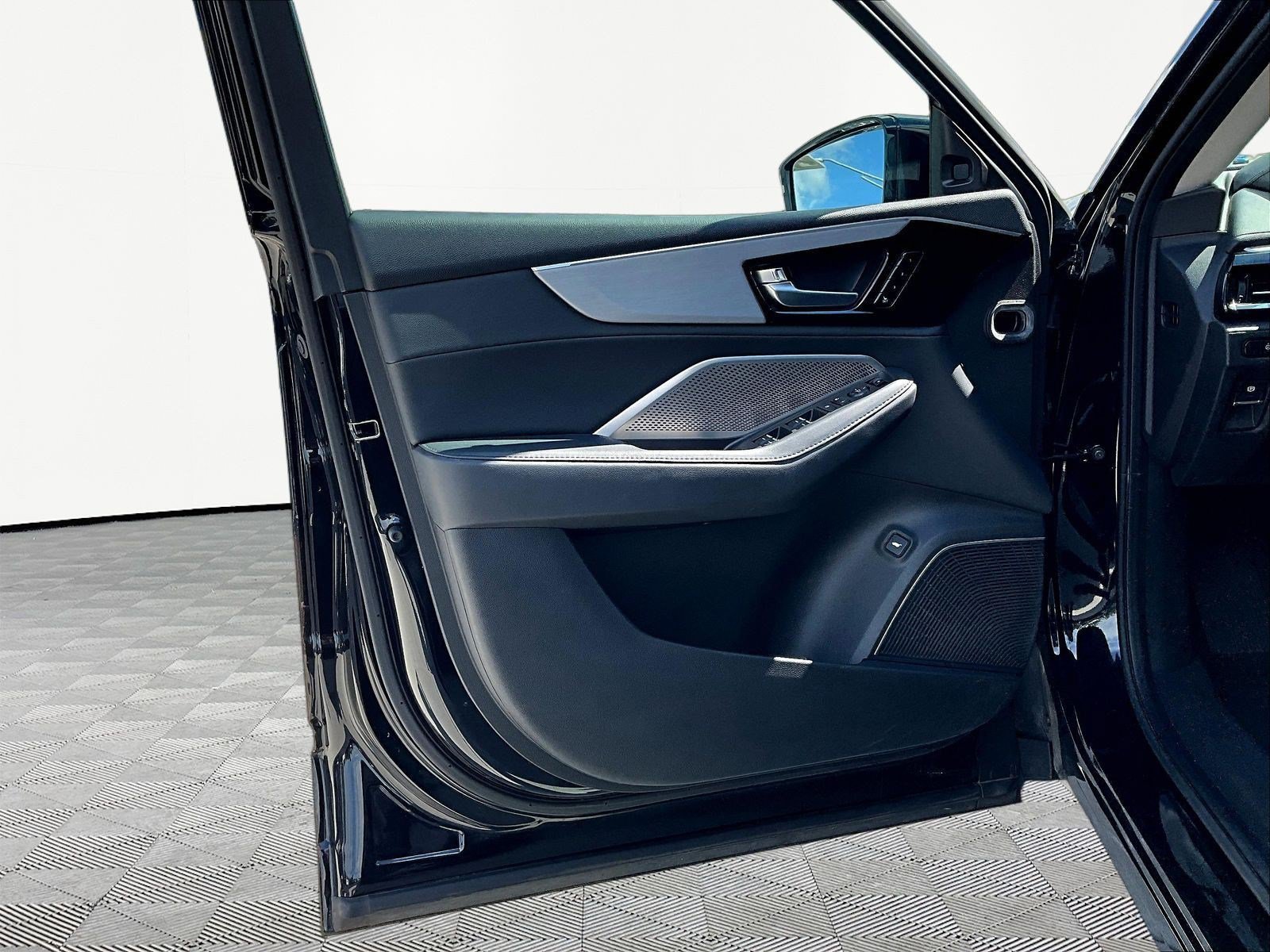 Certified 2023 Acura MDX SH-AWD image 20