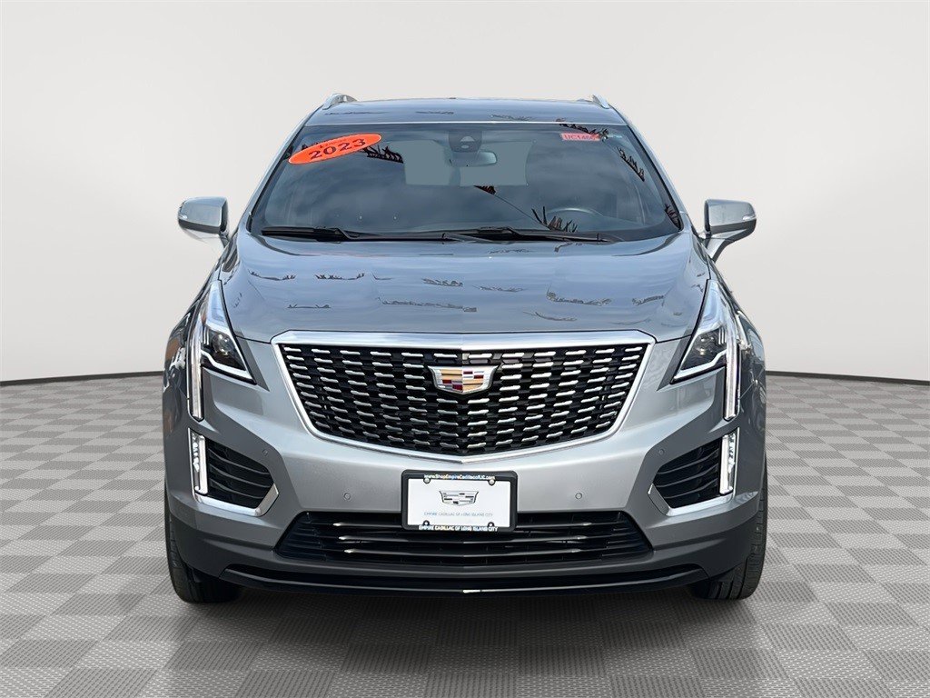 Used 2023 Cadillac XT5 Luxury AWD/4WD image 2