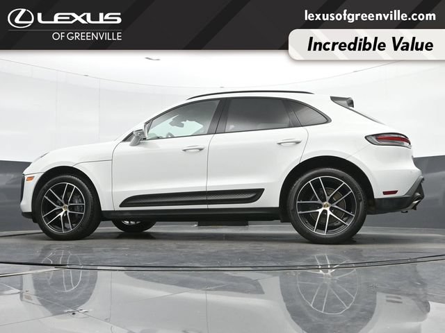 Used 2023 Porsche Macan Turbo AWD/4WD image 37