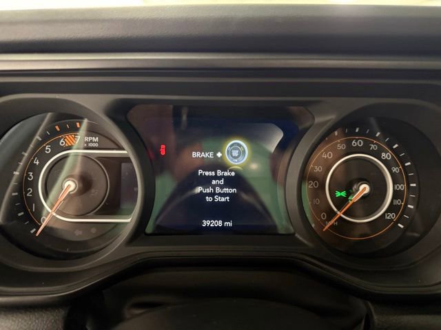 Used 2024 Jeep Wrangler Unlimited Sahara AWD/4WD image 14