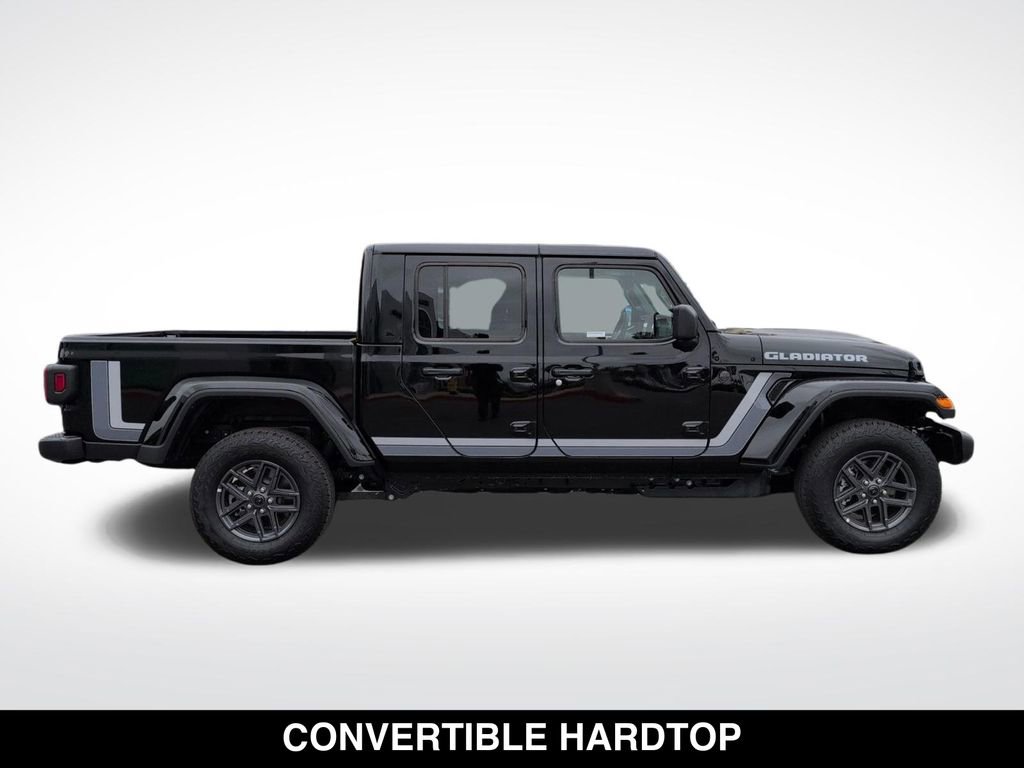 Used 2026 Jeep Gladiator Sport AWD/4WD image 6