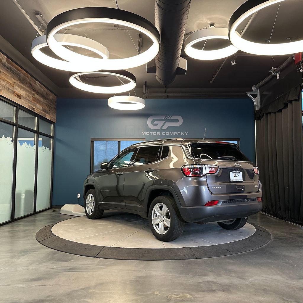 Used 2022 Jeep Compass Latitude AWD/4WD image 5
