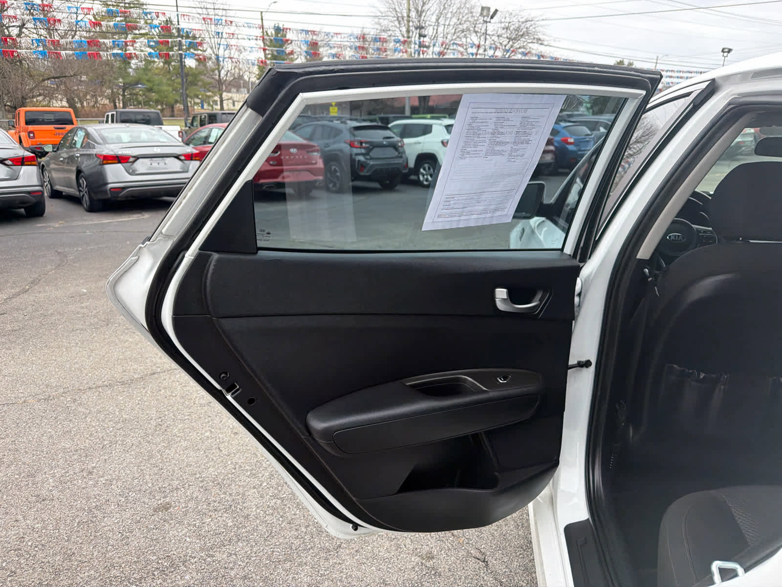 Used 2017 Kia Optima LX w/ Option Group 014 image 10