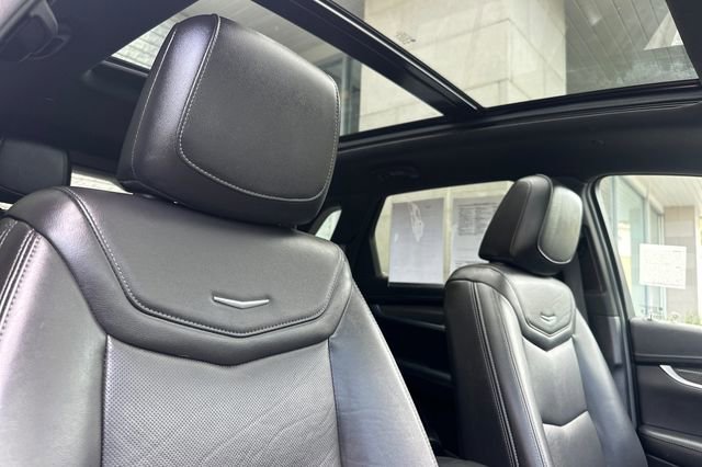 Certified 2023 Cadillac XT5 Sportv w/ Technology Package AWD/4WD image 17