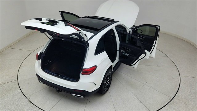 Used 2024 Mercedes-Benz GLC 300 4MATIC w/ AMG Line image 87