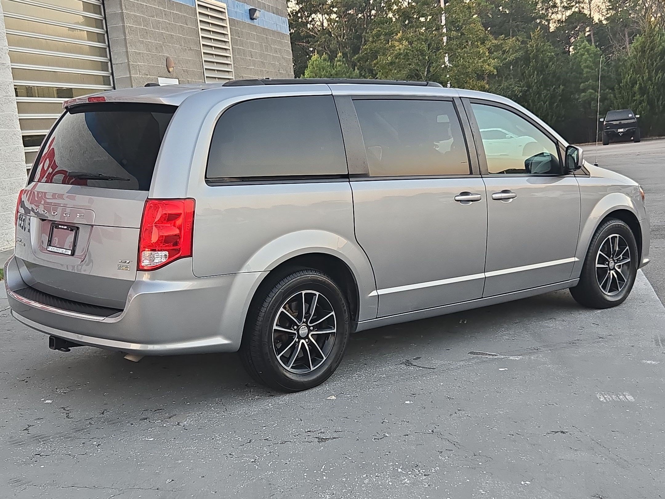 Used 2019 Dodge Grand Caravan GT FWD image 7
