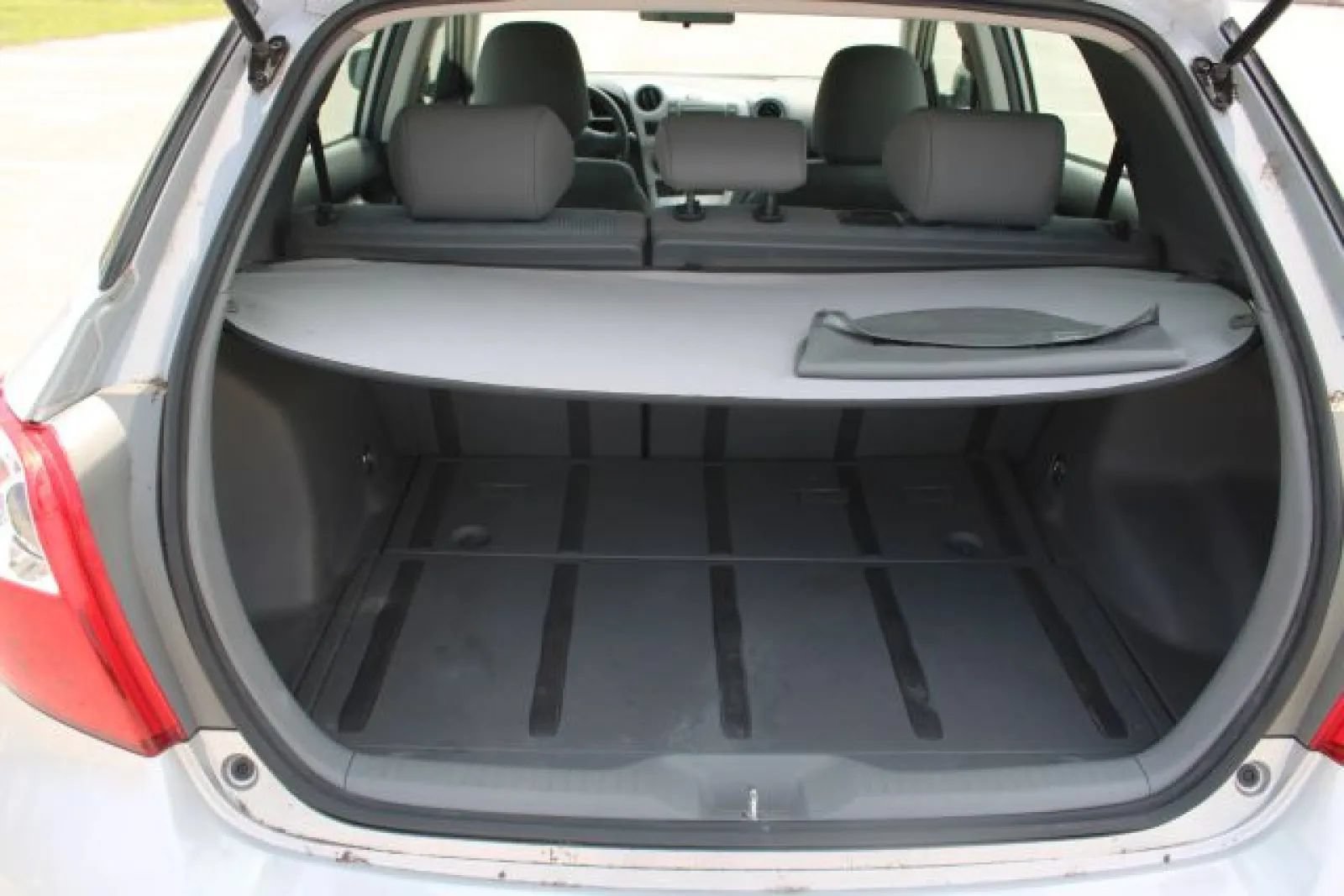 Used 2009 Toyota Matrix FWD image 30