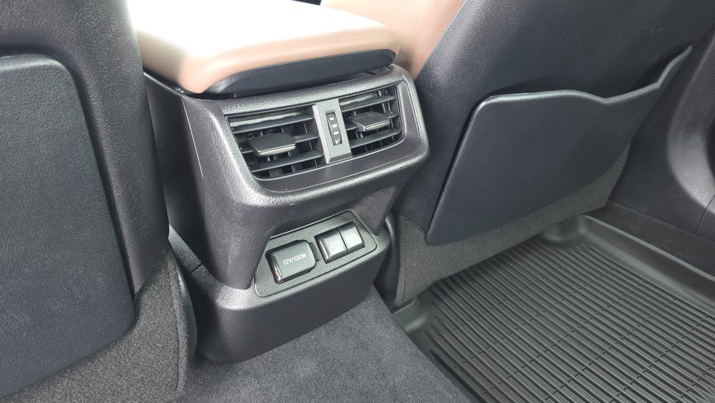 Certified 2024 Lexus ES 350 w/ Premium Package image 17