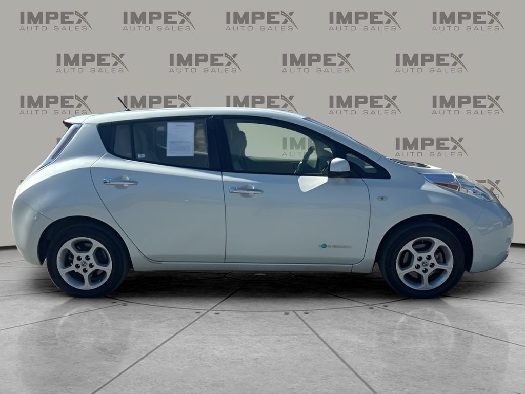 Used 2012 Nissan Leaf SV FWD image 7