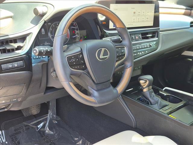 Certified 2024 Lexus ES 350 Ultra Luxury FWD image 9