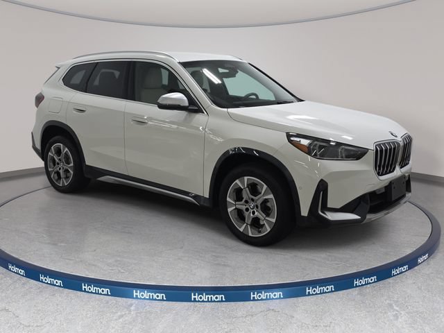 Certified 2024 BMW X1 xDrive28i w/ Convenience Package AWD/4WD image 3