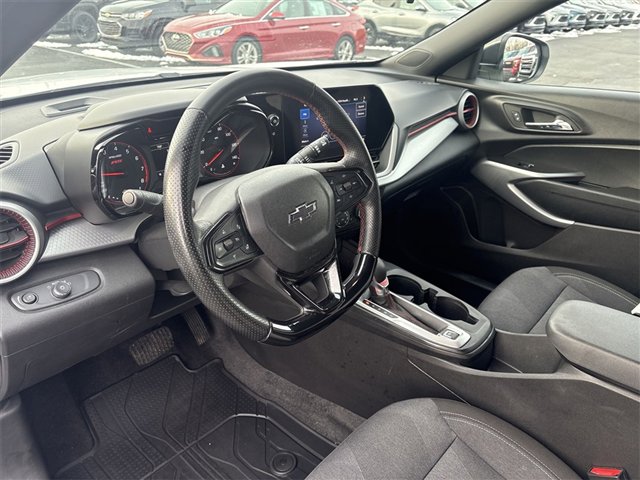 Certified 2024 Chevrolet Trax RS w/ Driver Confidence Package image 10