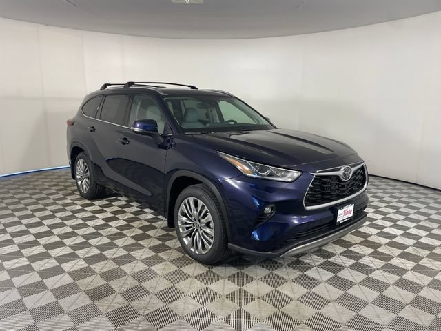New 2026 Toyota Highlander Platinum AWD/4WD image 15