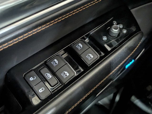 Used 2022 Jeep Grand Wagoneer Series III w/ Rear Seat Video Group 1 AWD/4WD image 26