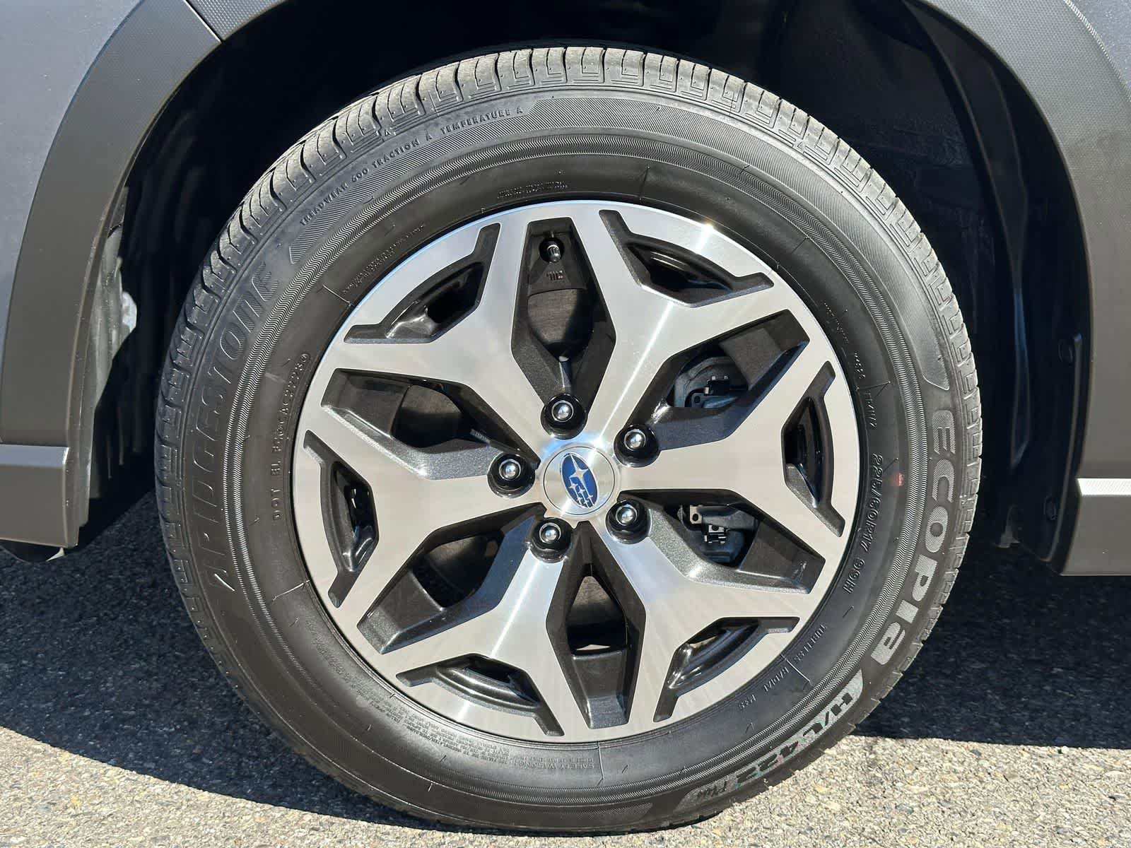 Certified 2023 Subaru Forester Premium AWD/4WD image 8