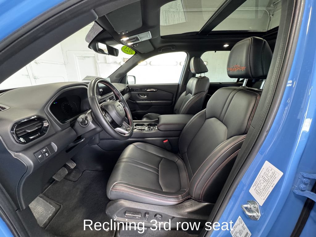 Used 2023 Honda Pilot TrailSport image 11