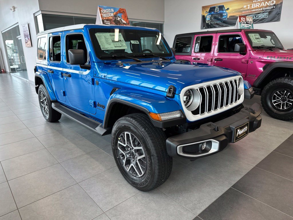New 2026 Jeep Wrangler Unlimited Sahara w/ Whitecap Package AWD/4WD image 4