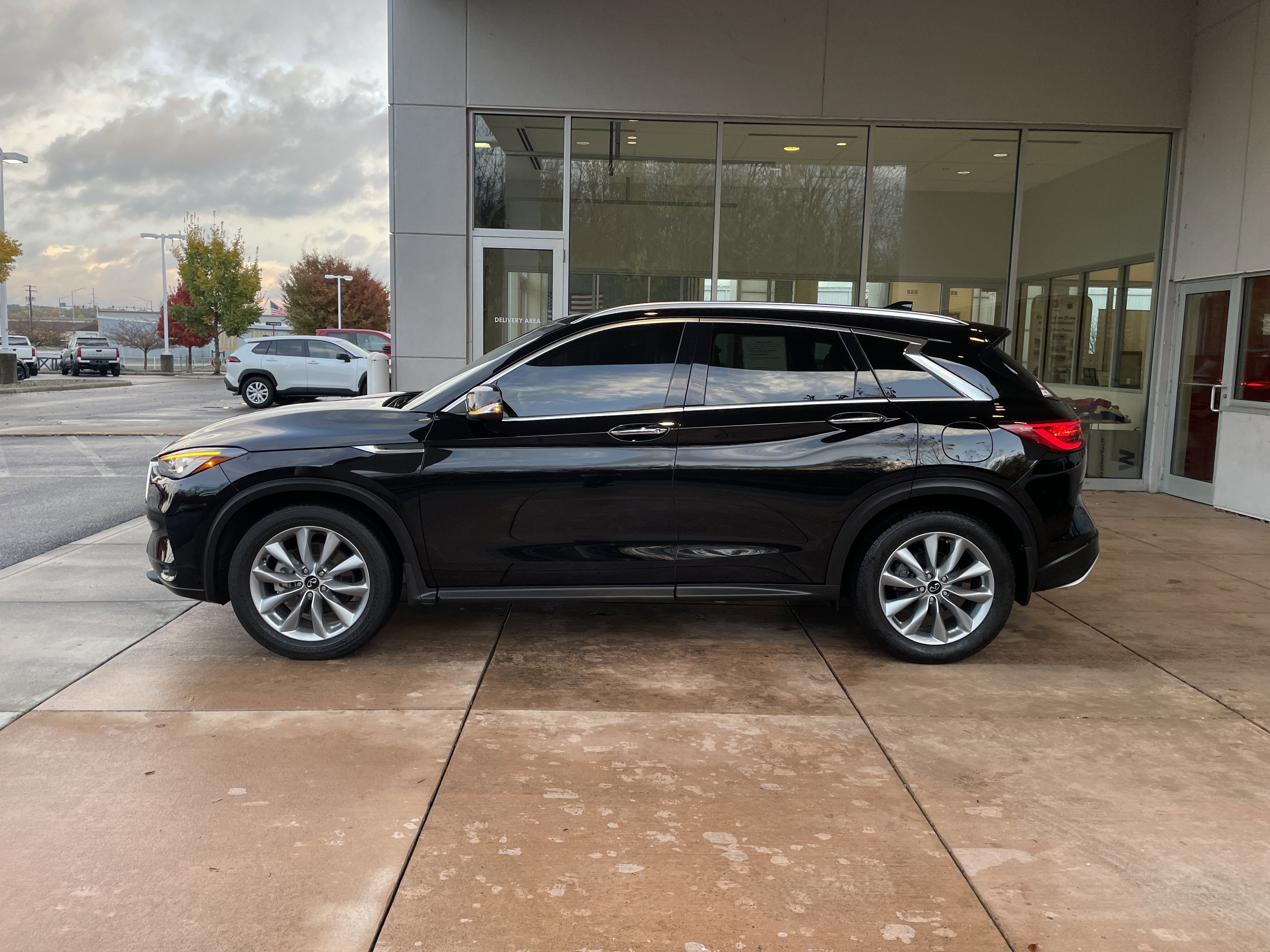 Used 2022 INFINITI QX50 Luxe image 19