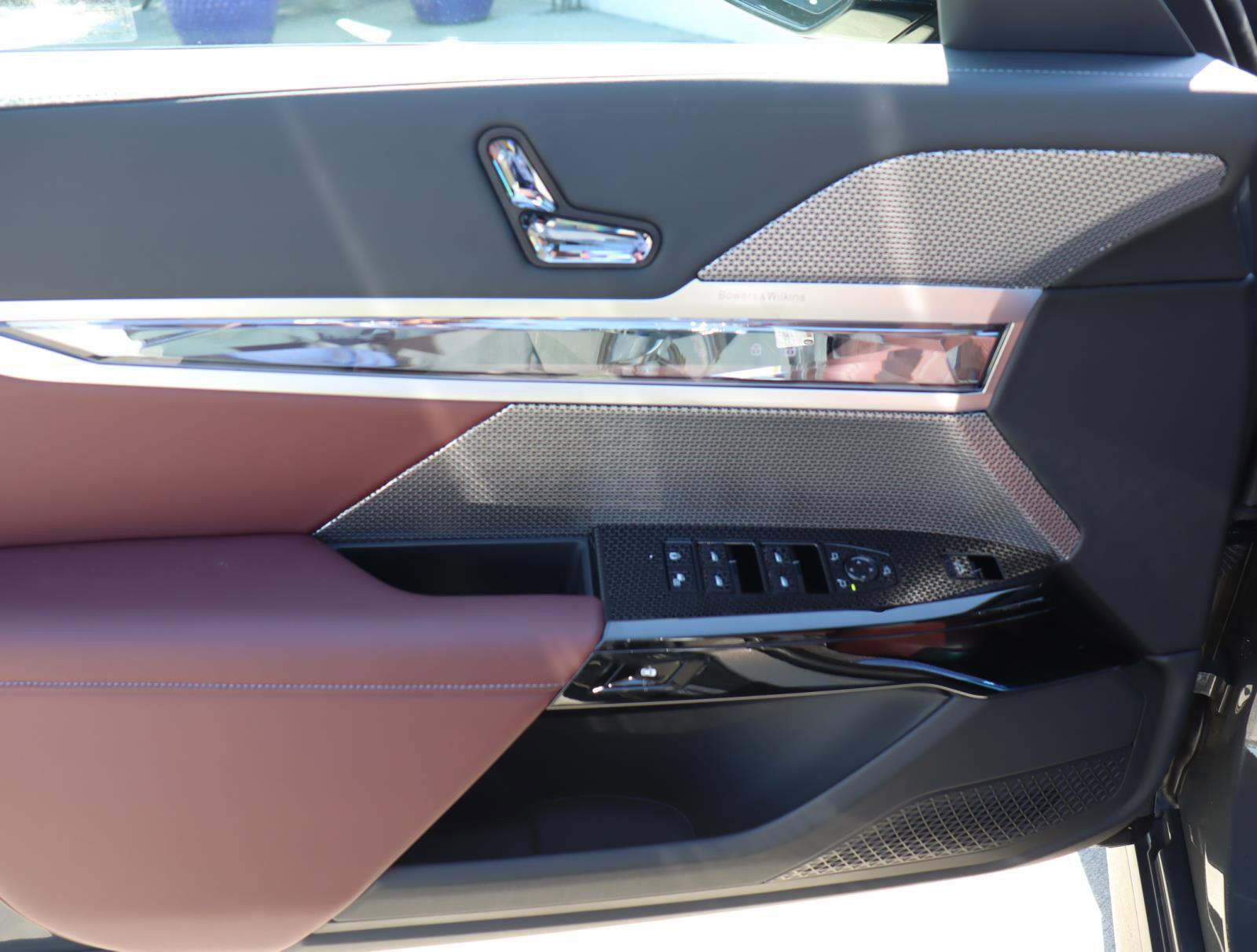 New 2026 BMW 740i w/ Premium Package image 20