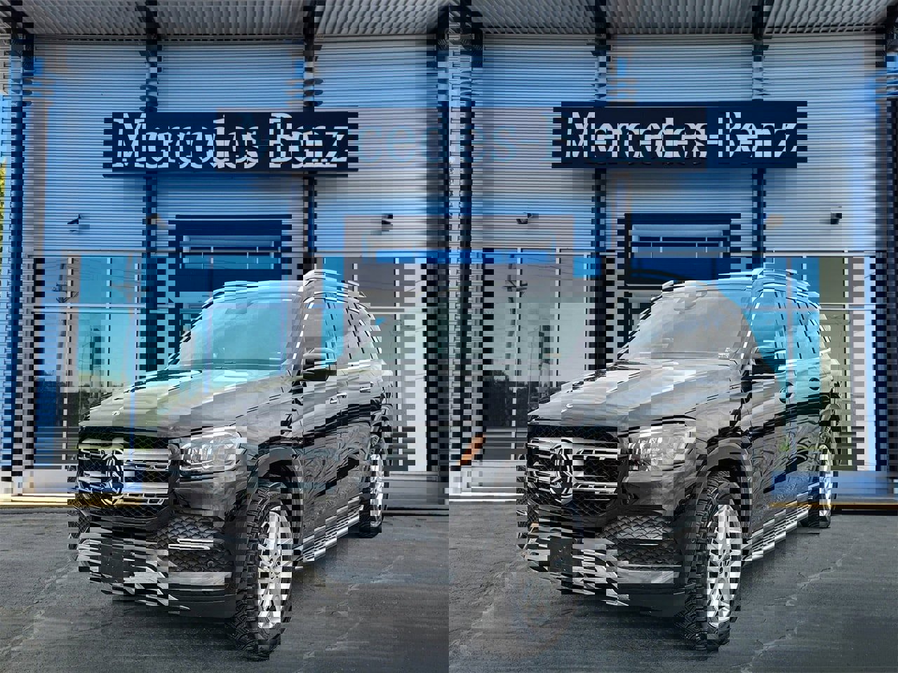 Used 2020 Mercedes-Benz GLS 450 4MATIC image 3